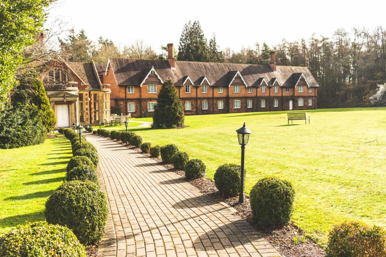 Audleys Wood Hotel, Basingstoke Exterior photo