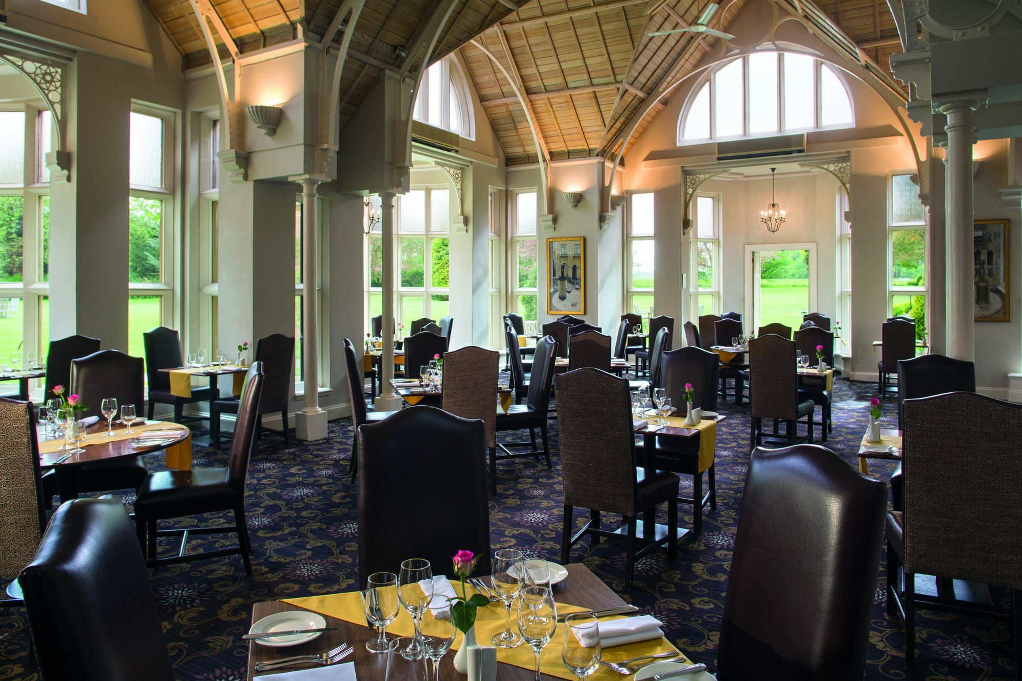 Audleys Wood Hotel, Basingstoke Exterior photo